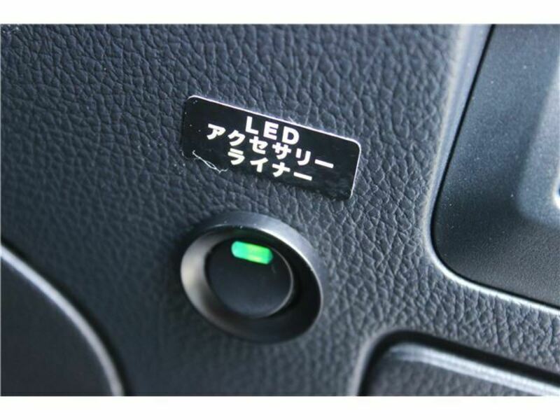 LEGACY B4