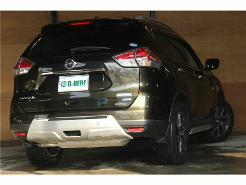 X-TRAIL