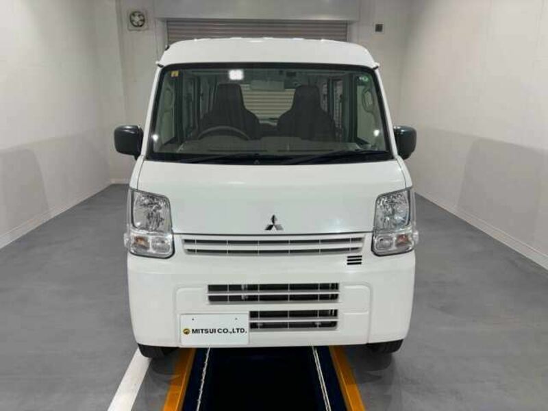 MINICAB VAN