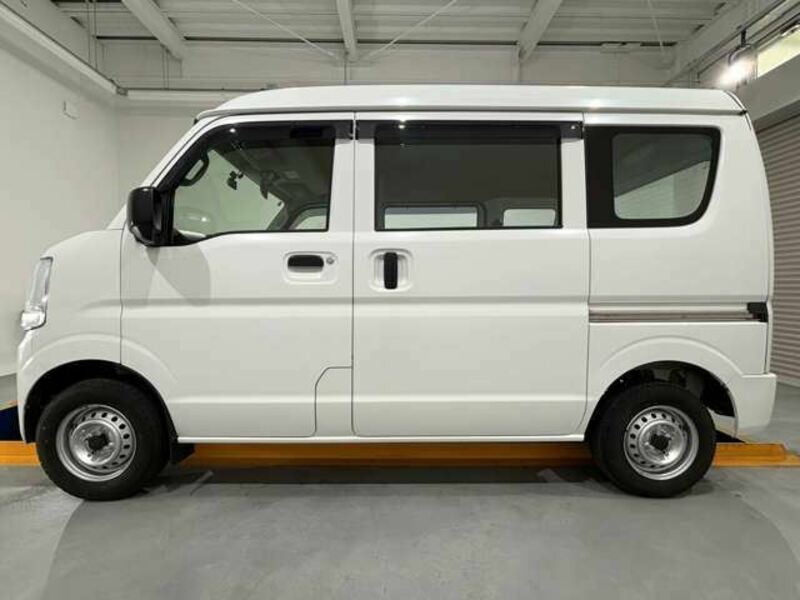 MINICAB VAN