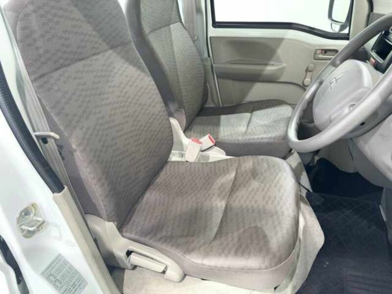 MINICAB VAN