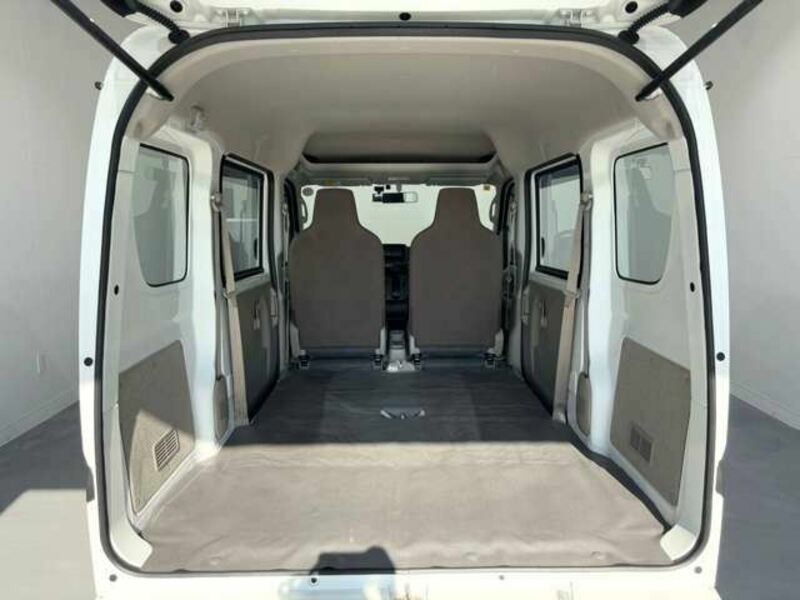 MINICAB VAN