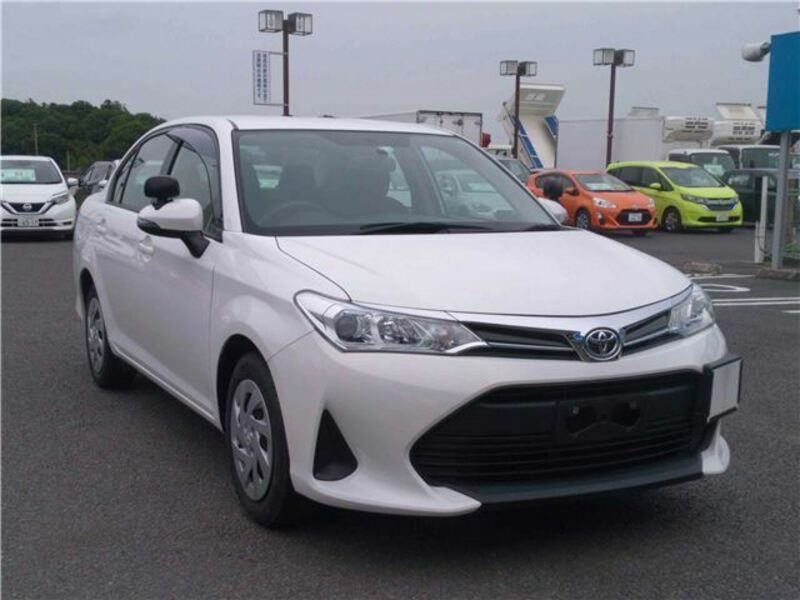 COROLLA AXIO