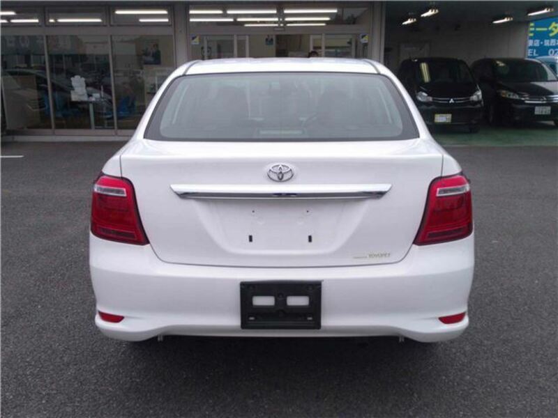 COROLLA AXIO
