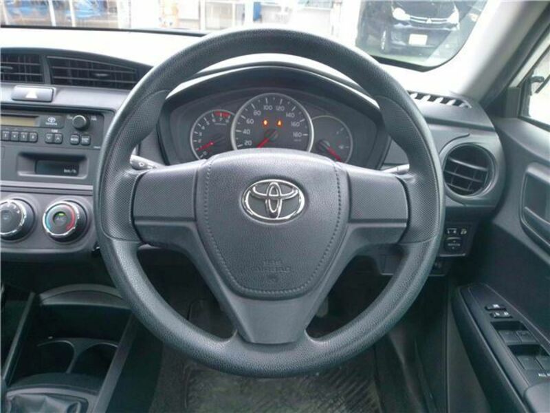 COROLLA AXIO