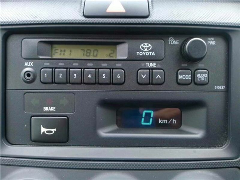 COROLLA AXIO