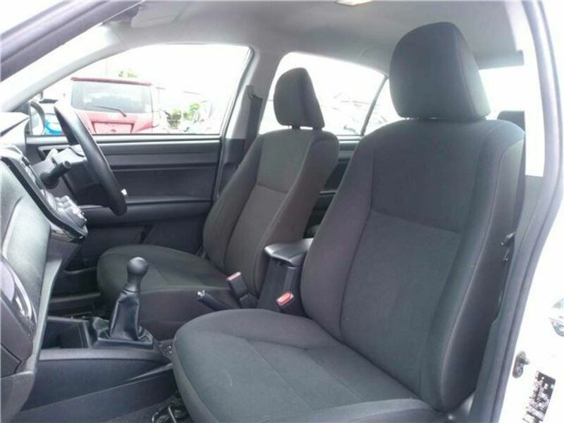 COROLLA AXIO