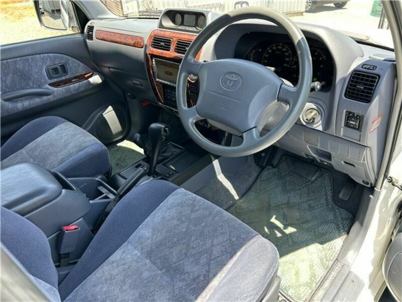 LAND CRUISER PRADO