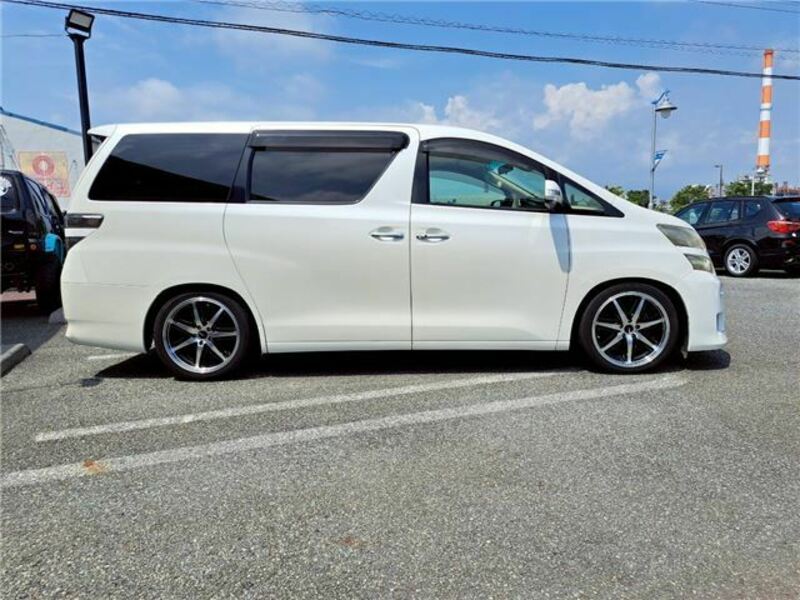 VELLFIRE