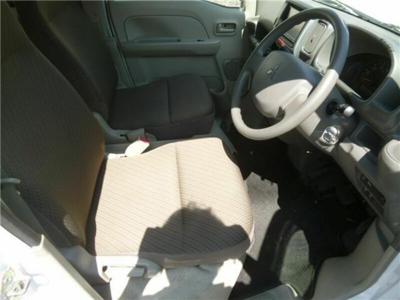 MINICAB VAN