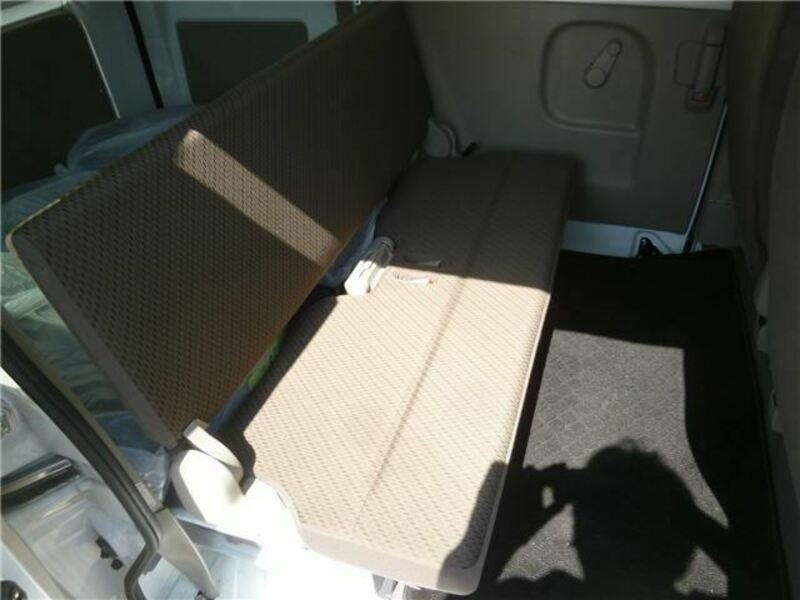 MINICAB VAN