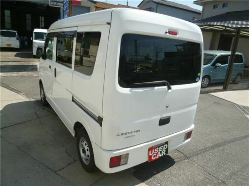 MINICAB VAN