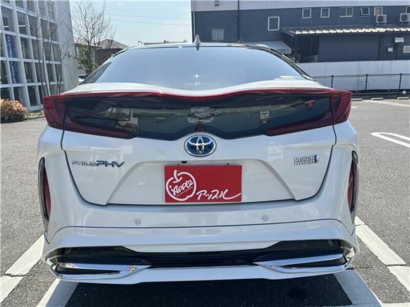 PRIUS PHV
