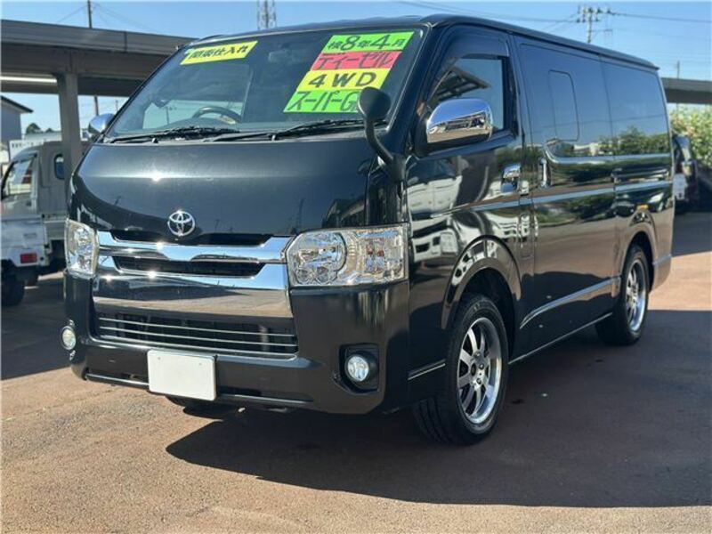 TOYOTA HIACE VAN