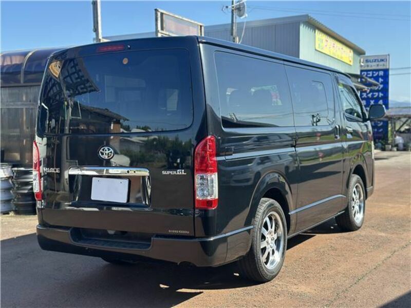 HIACE VAN