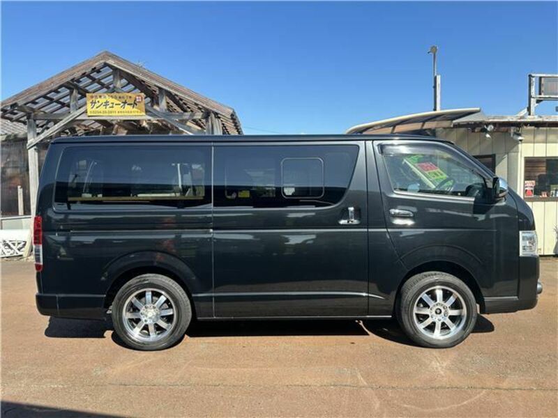 HIACE VAN