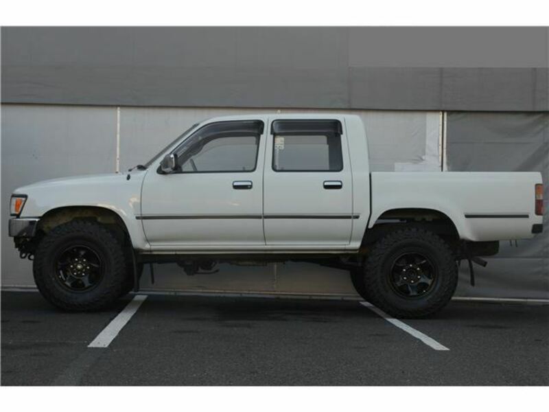 HILUX