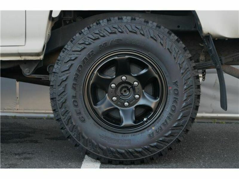 HILUX