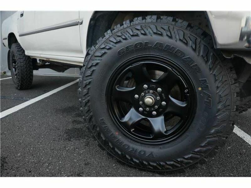 HILUX