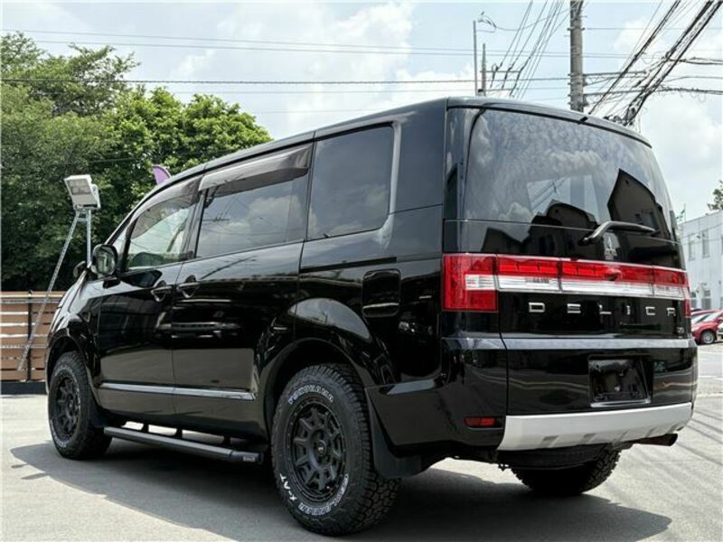 DELICA D5