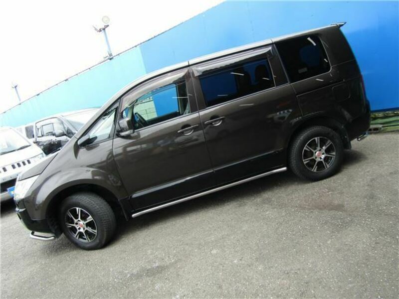 DELICA D5