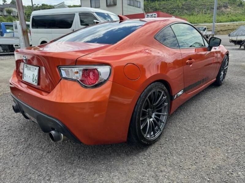 86