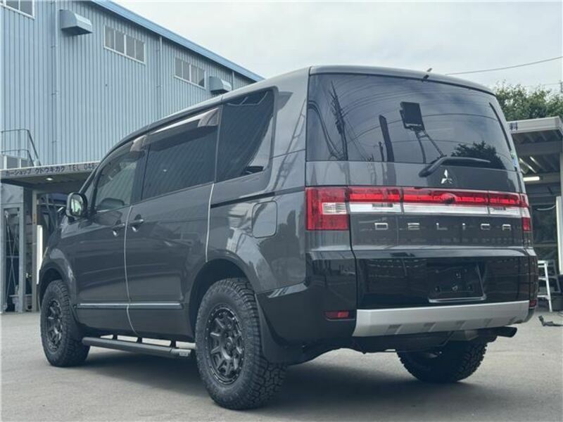 DELICA D5