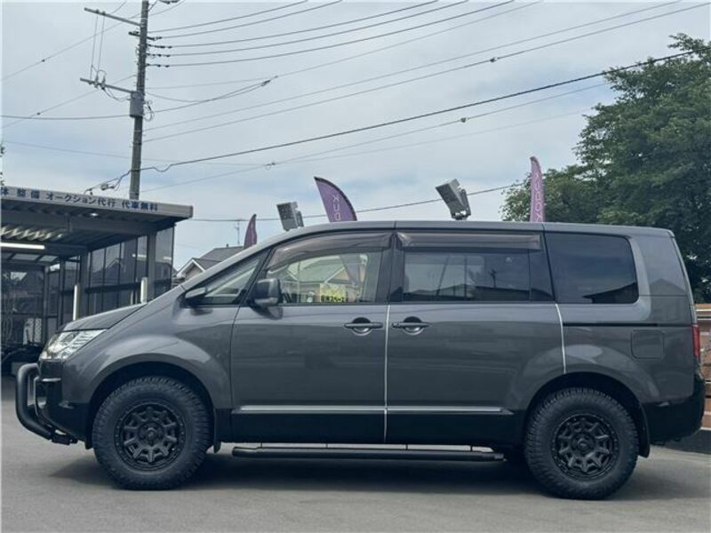 DELICA D5