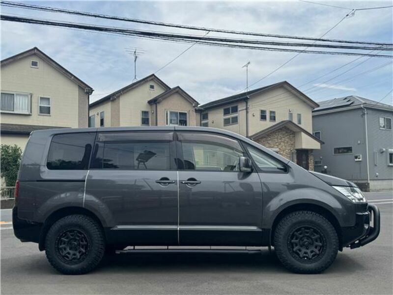 DELICA D5
