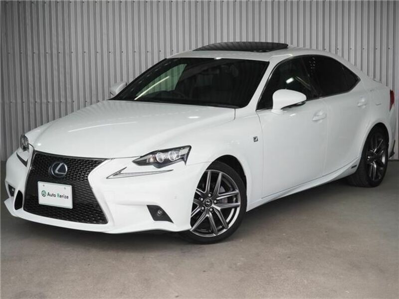 LEXUS IS