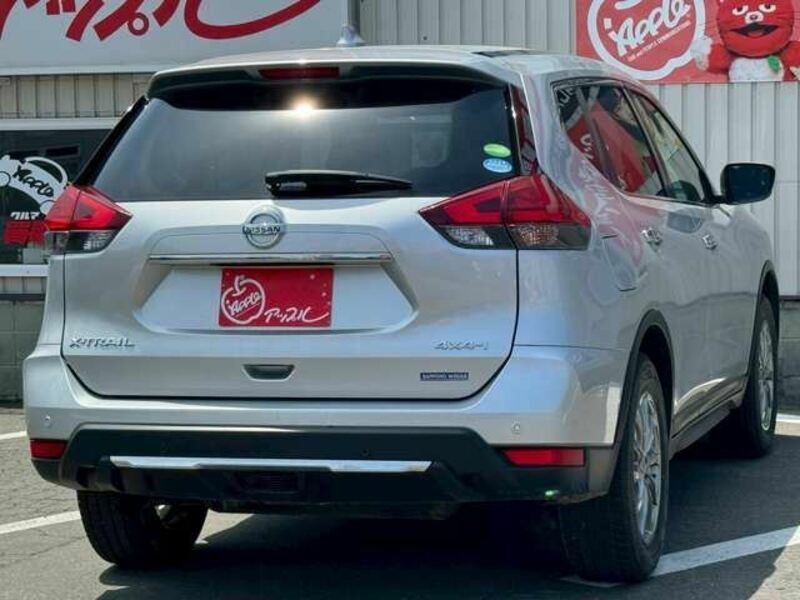 X-TRAIL