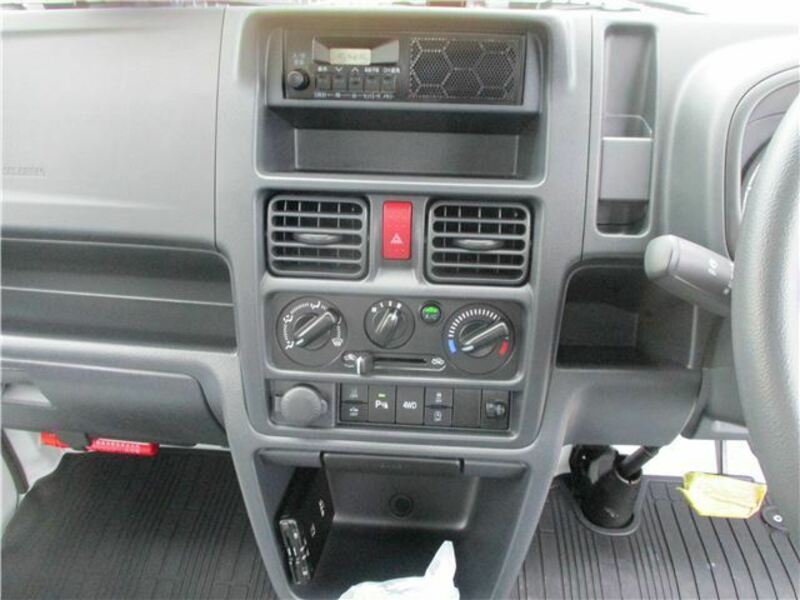 CLIPPER TRUCK
