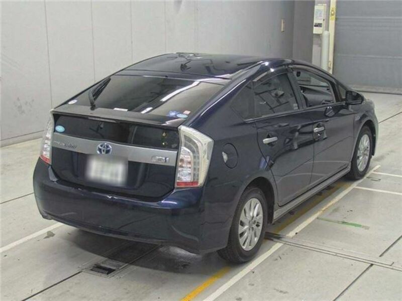 PRIUS PHV