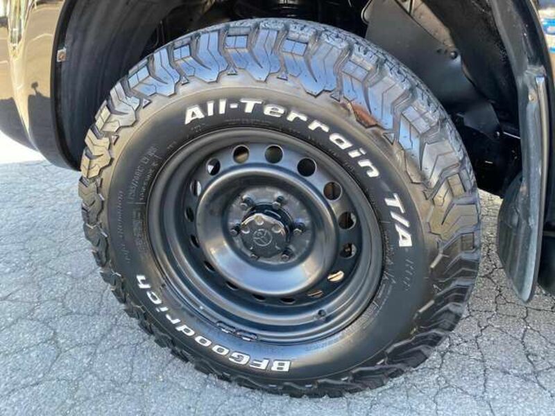 HILUX SURF