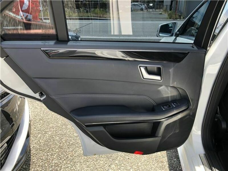 E-CLASS