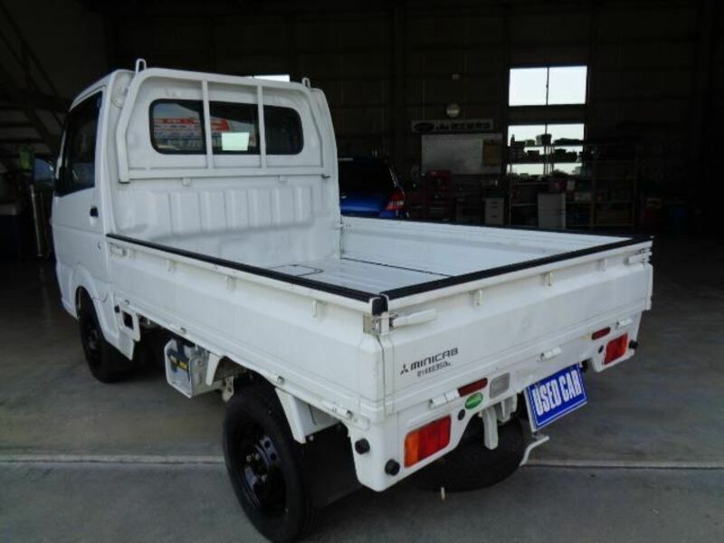 MINICAB TRUCK