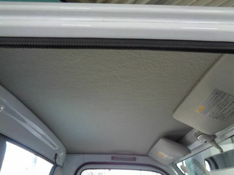 MINICAB TRUCK