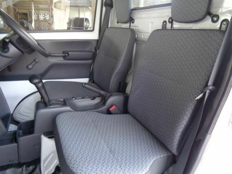 MINICAB TRUCK