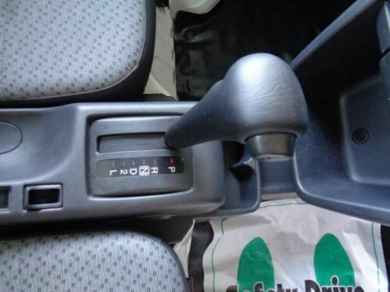 MINICAB TRUCK