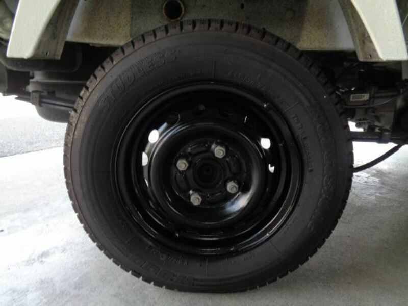 MINICAB TRUCK