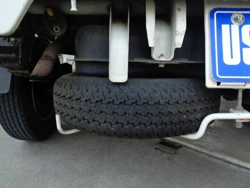 MINICAB TRUCK