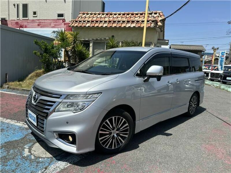 NISSAN ELGRAND