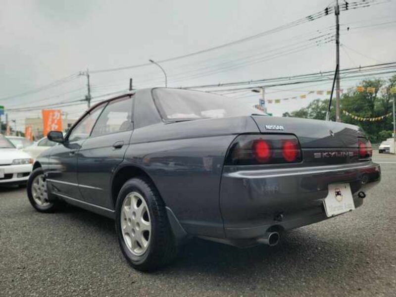SKYLINE