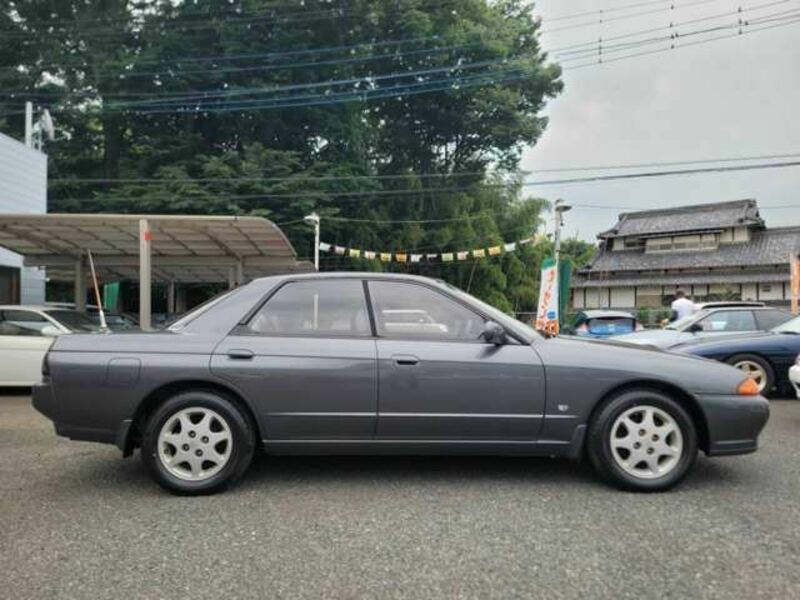 SKYLINE