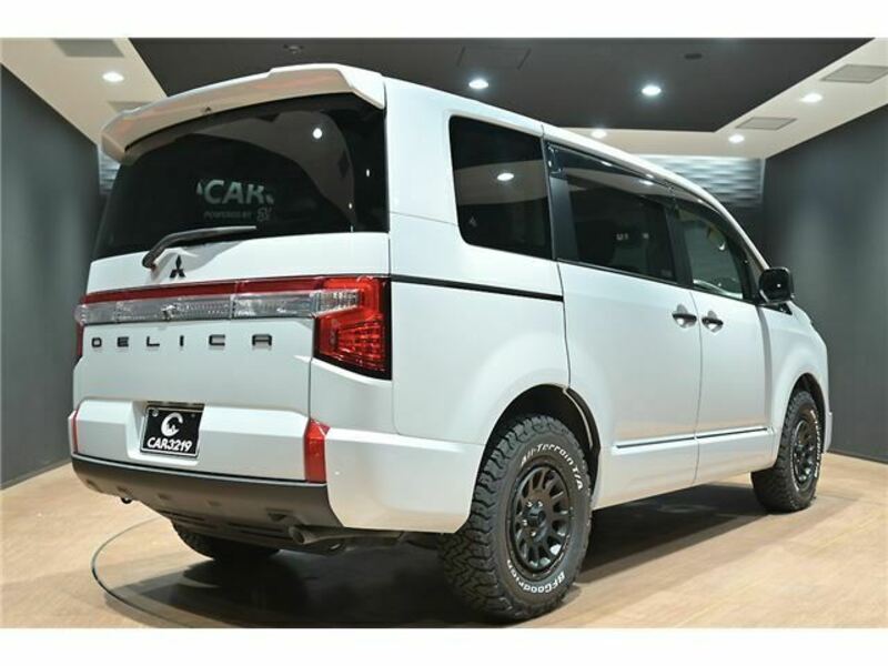 DELICA D5