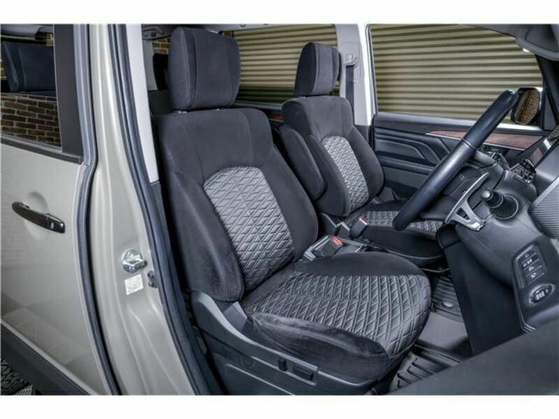 DELICA D5