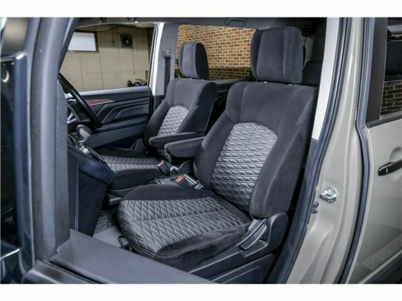 DELICA D5