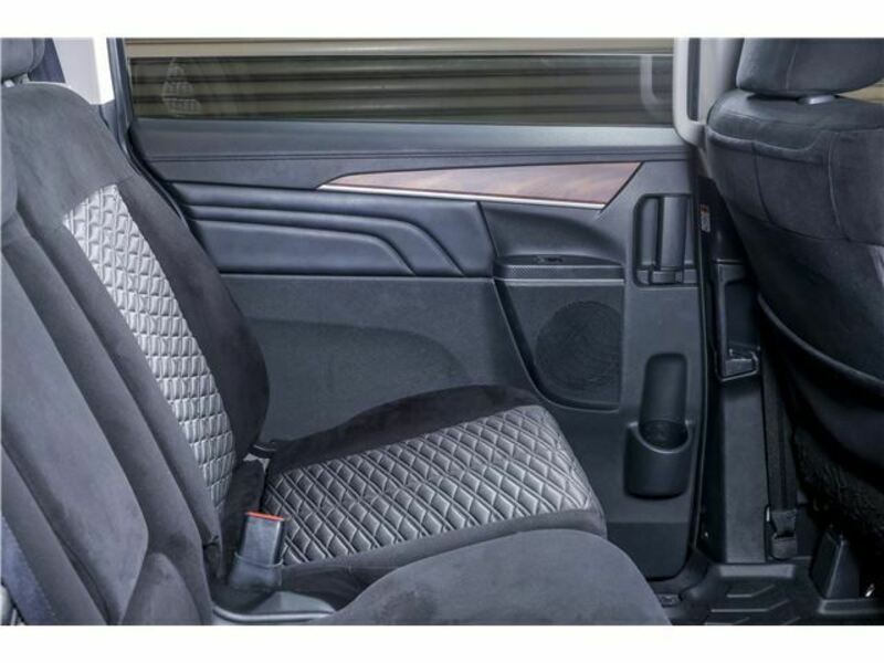DELICA D5