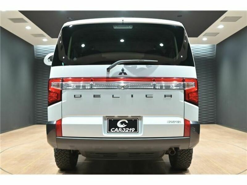 DELICA D5