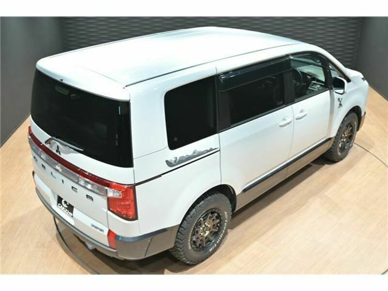 DELICA D5
